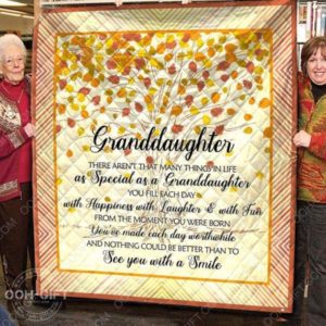Personalized To My Granddaughter From Grandma Grandpa There Aren't That Many Things In Life Quilt Blanket Great Customized Gifts For Birthday Christmas Thanksgiving